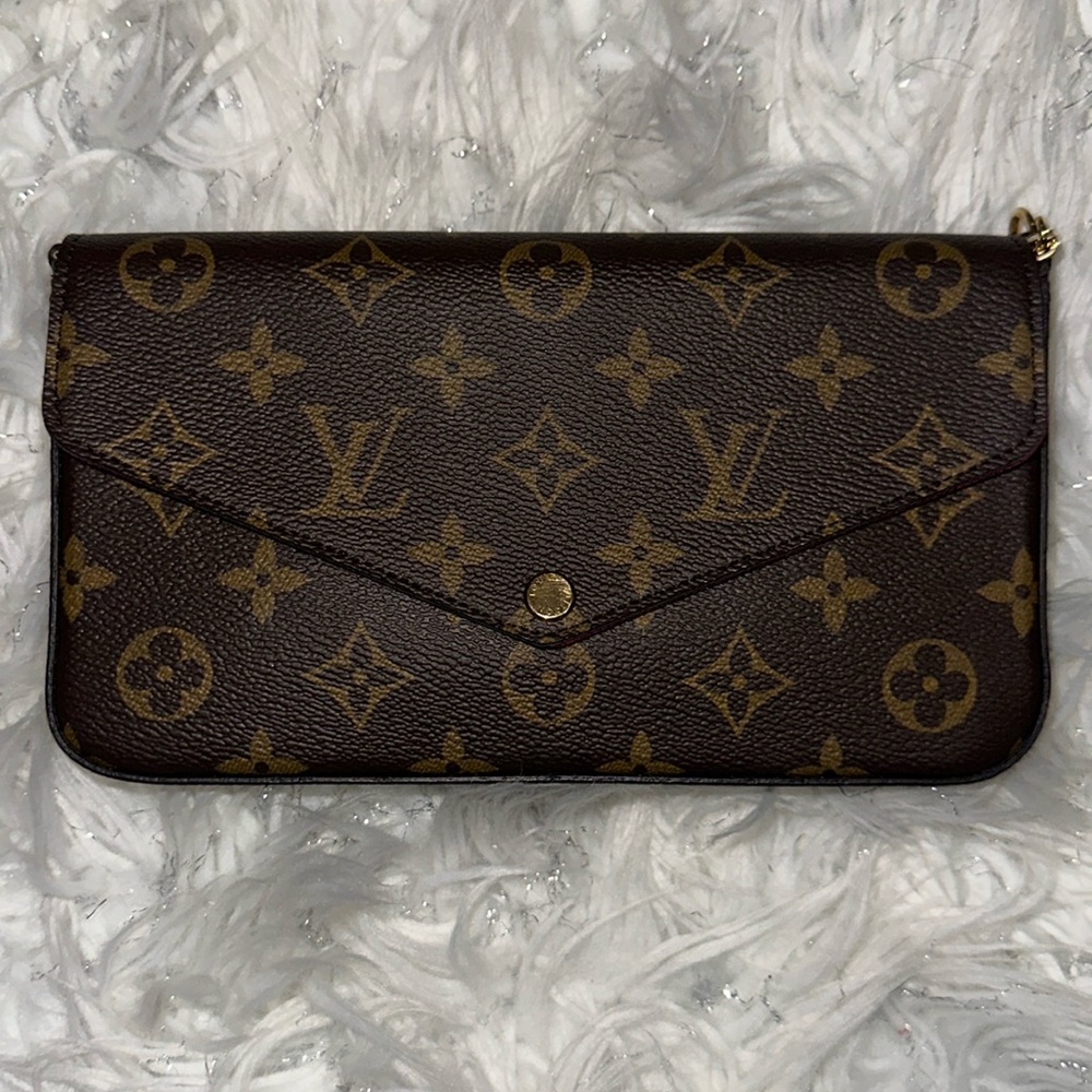 Authentic Louis Vuitton Felicie Pochette ✨